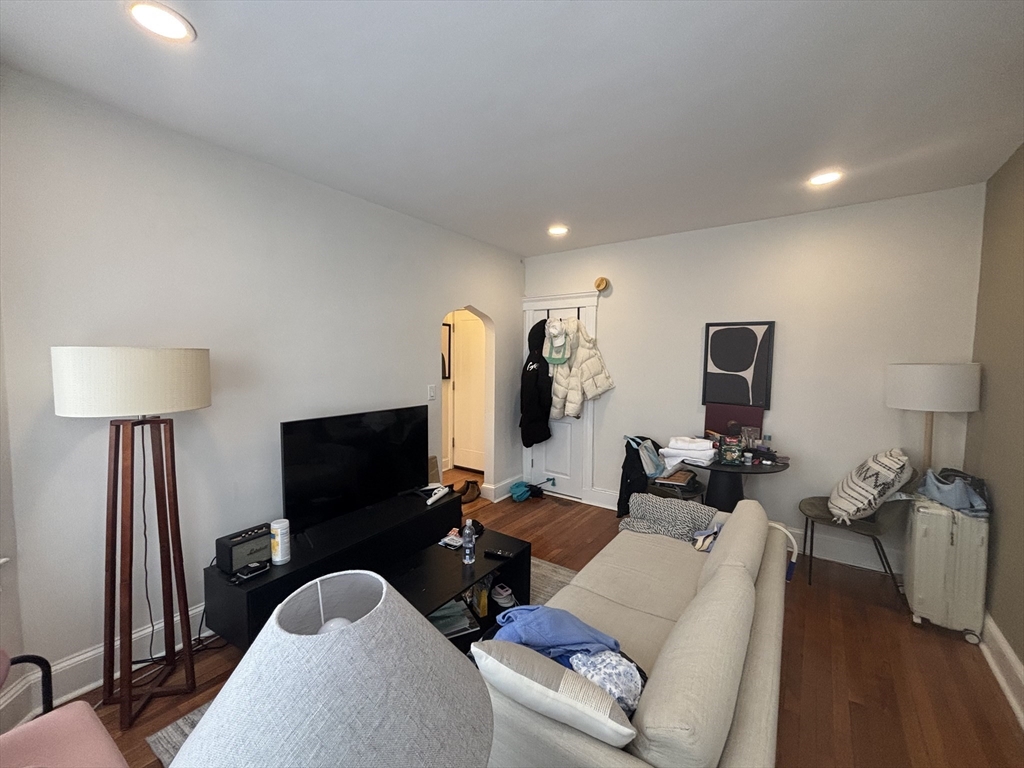 70 Strathmore Rd, Brighton