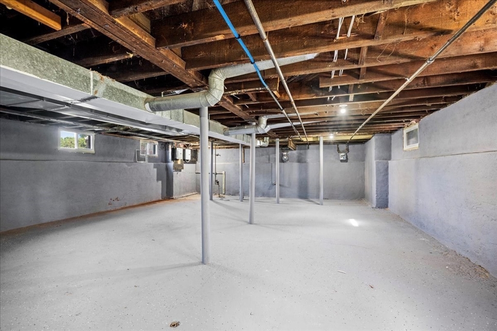 480 White St, Springfield