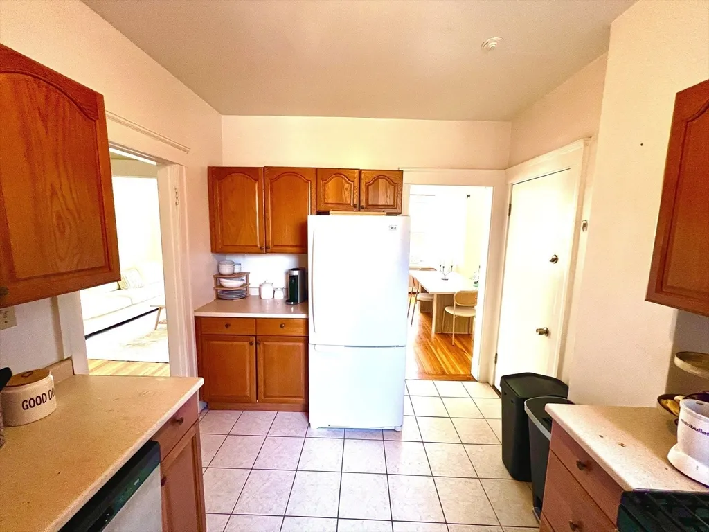 235 Freeman St, North Brookline