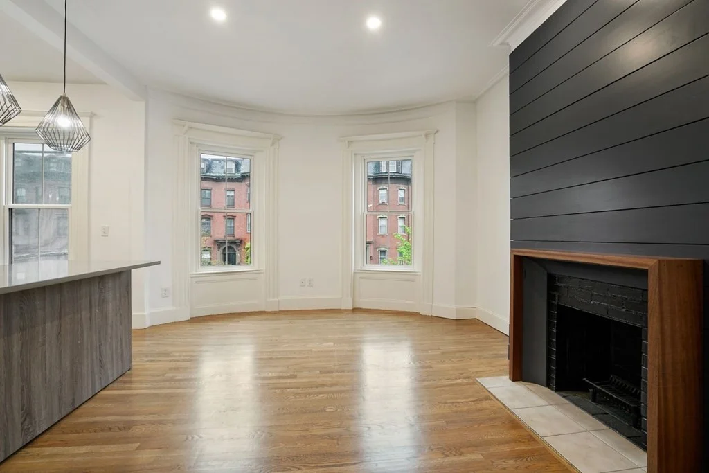 512 Massachusetts Ave, South End