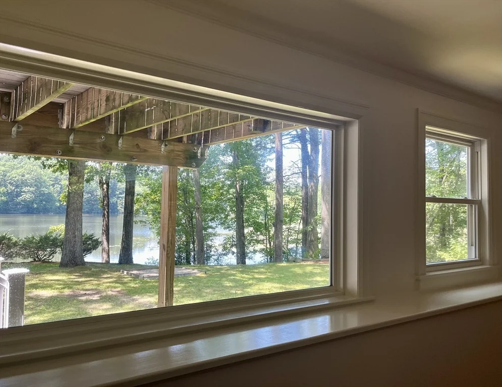 70 Beach St, Foxboro