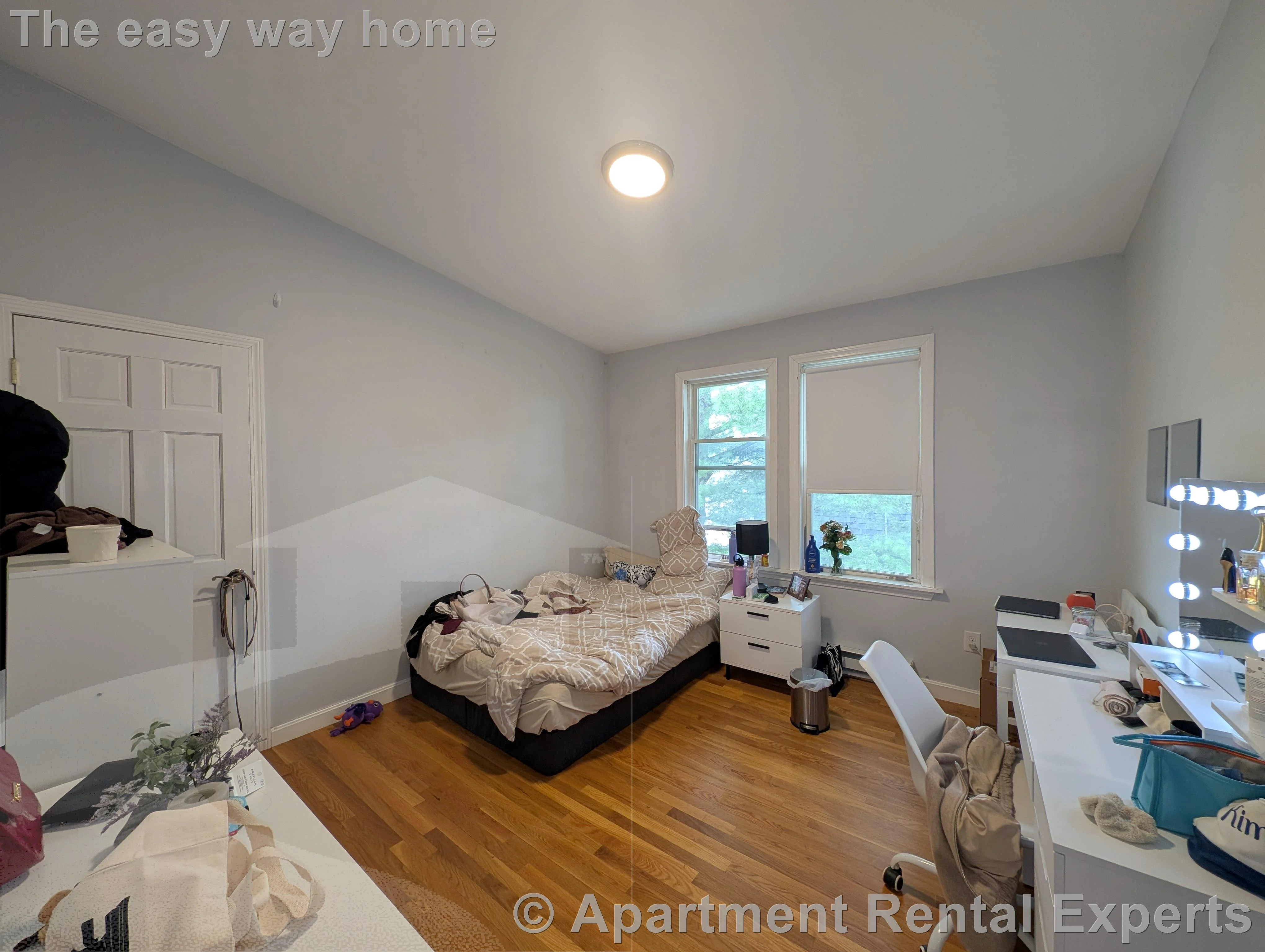 16 Curtis Ave, Tufts