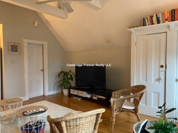 390 Highland Ave, Davis Square