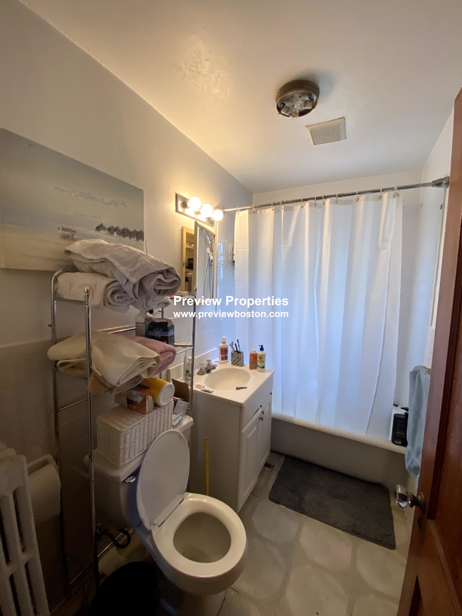 12 Niles St, Brighton