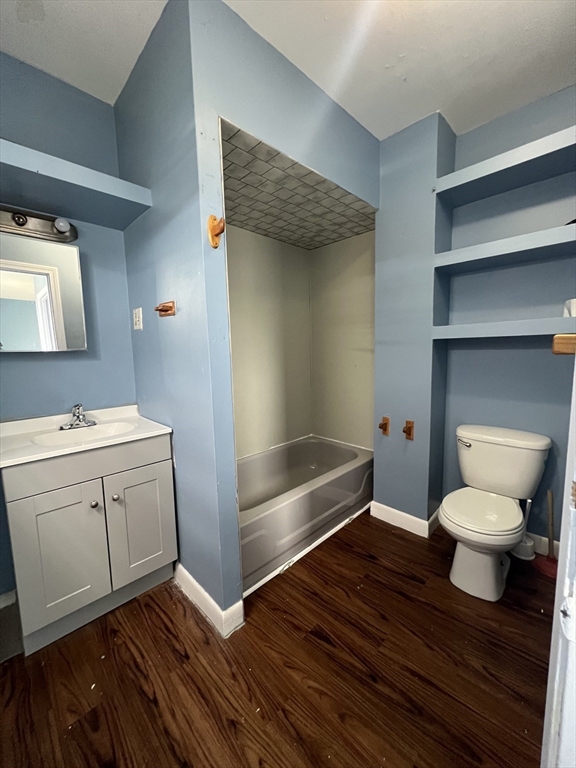 49 Division St, South End