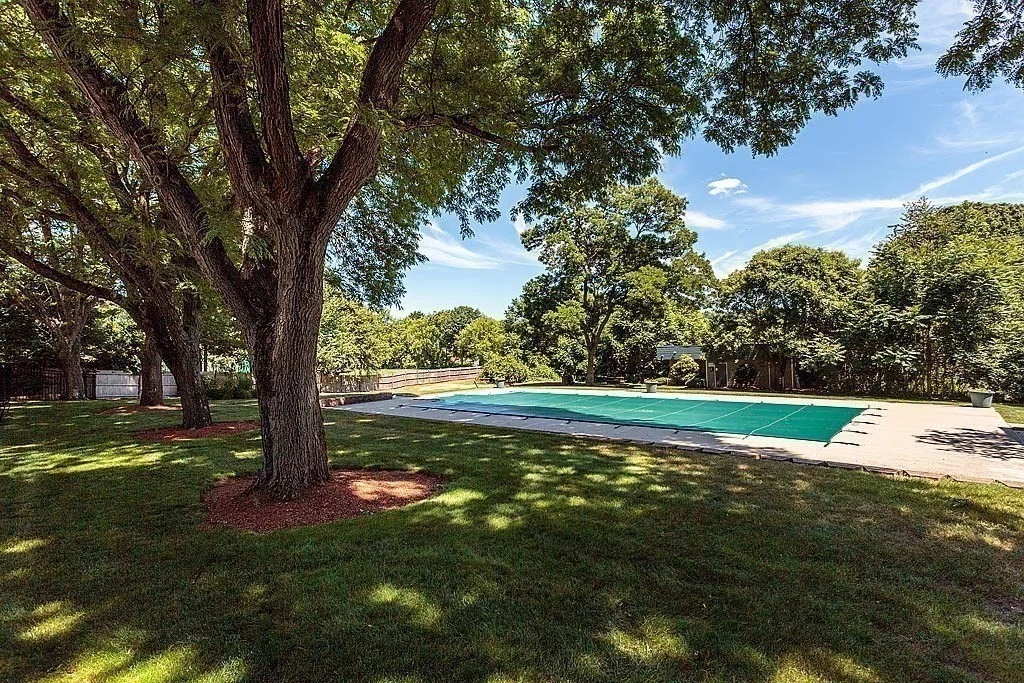 200 Swanton, Winchester