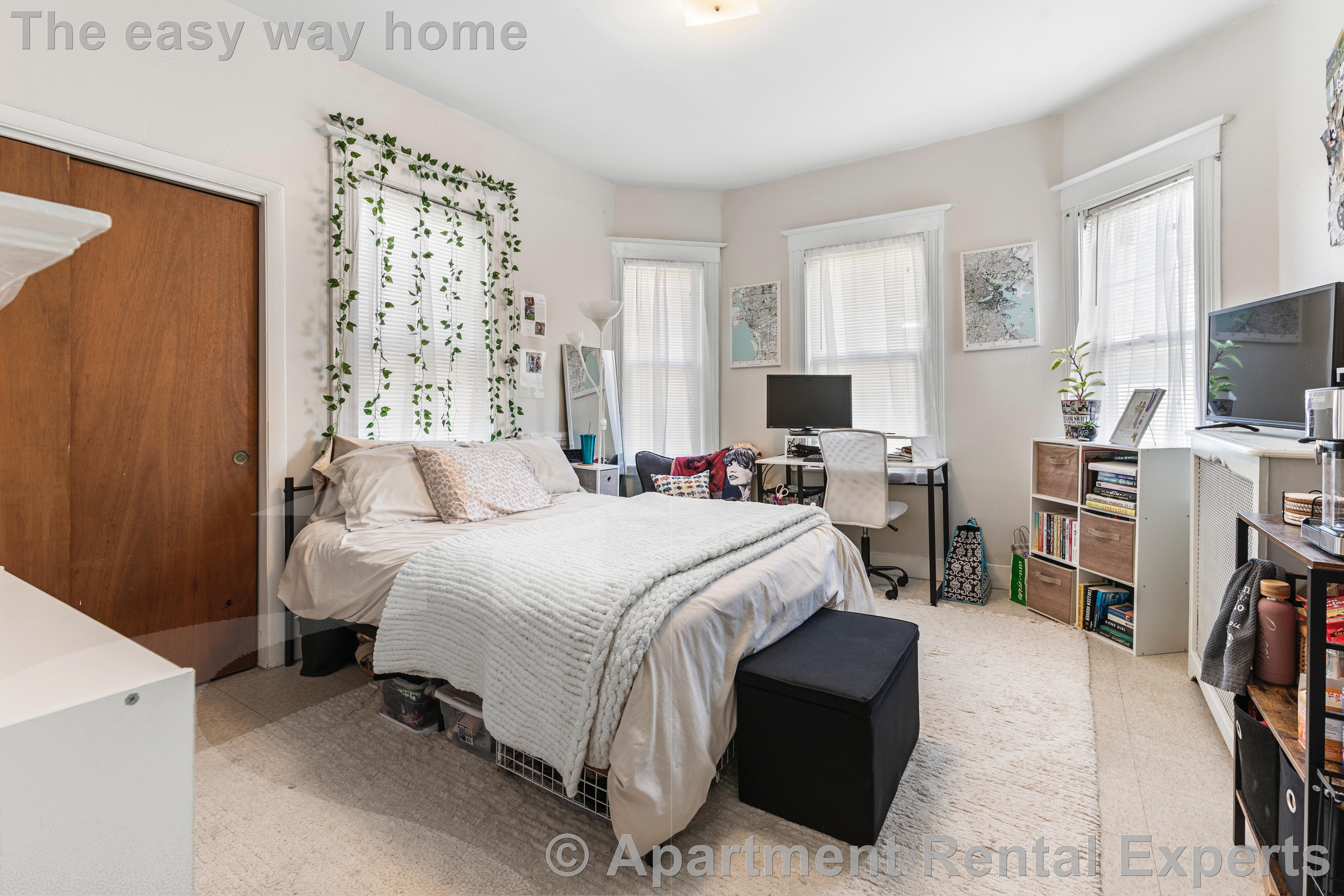 175 River St, Central Square