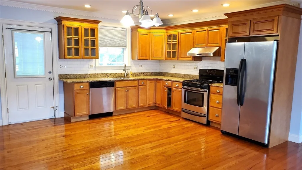 59 Carlisle St, Quincy