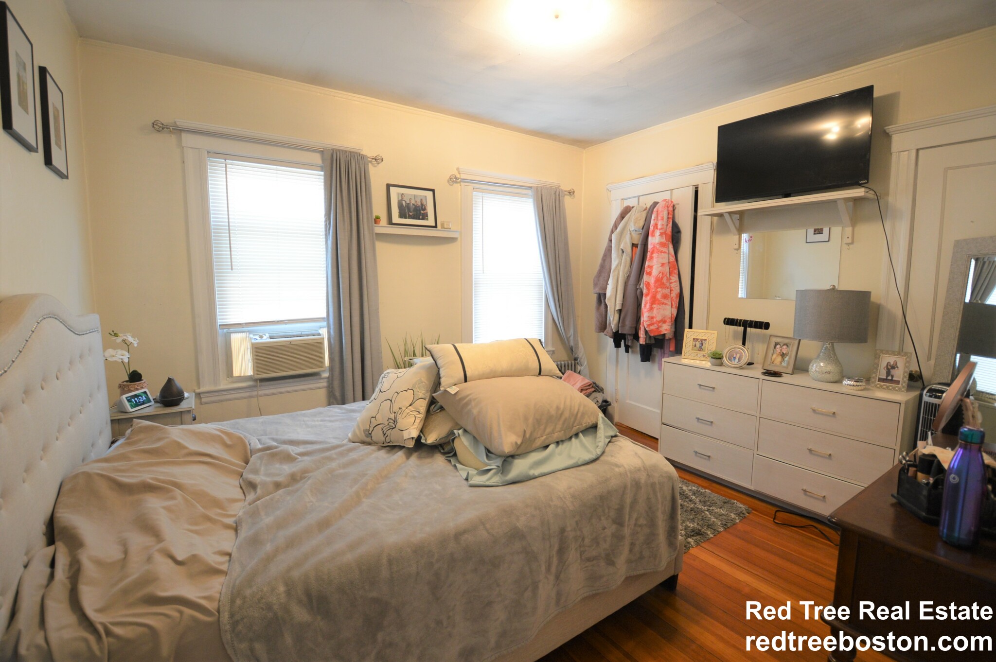 18 Hunnewell Ave, Brighton