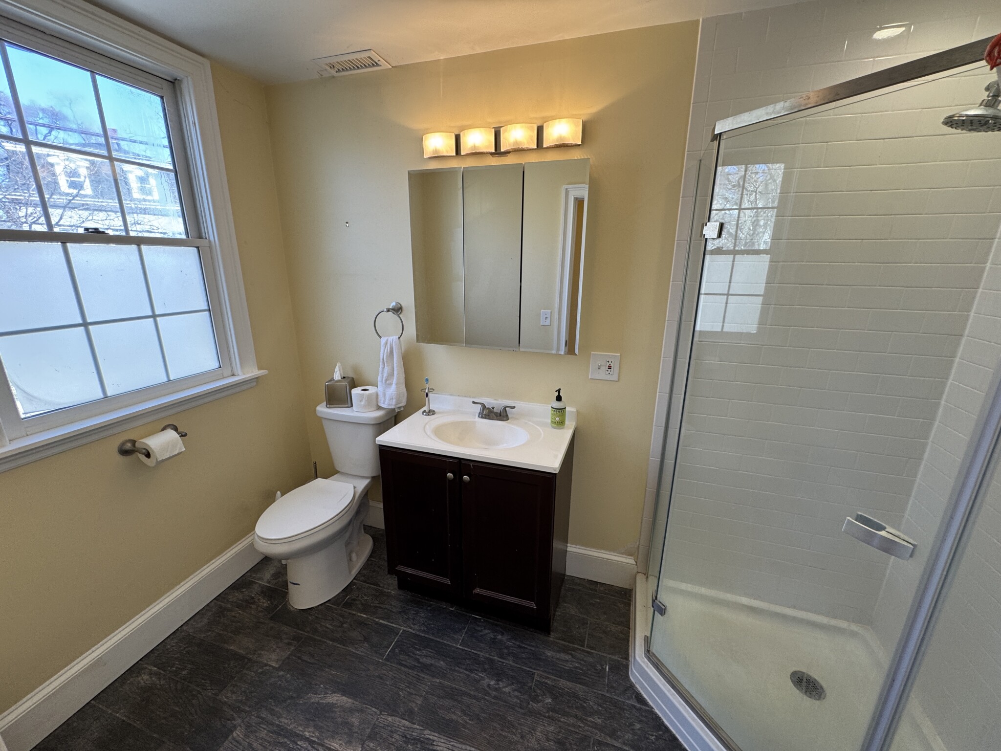 208 Holland St, Teele Square