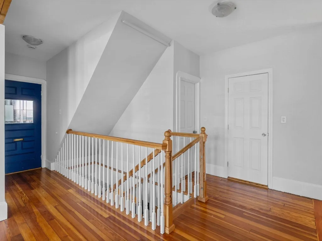 98 Elm, Davis Square