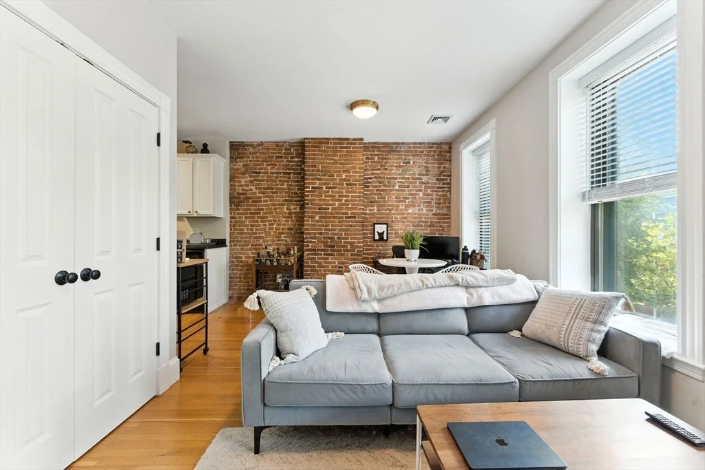 19 Medford St, Chelsea