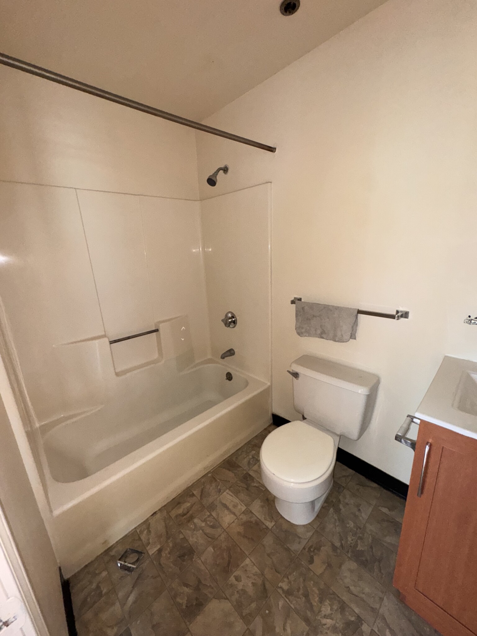 65 Harrison Ave, Chinatown