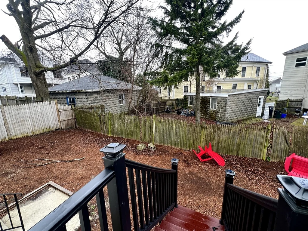 12 Bailey St, West Somerville