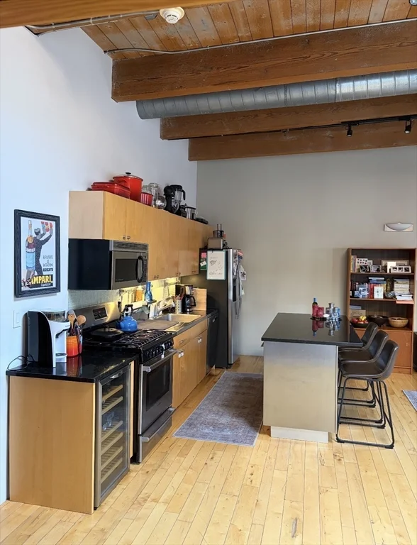 11-21 Wormwood, Seaport District