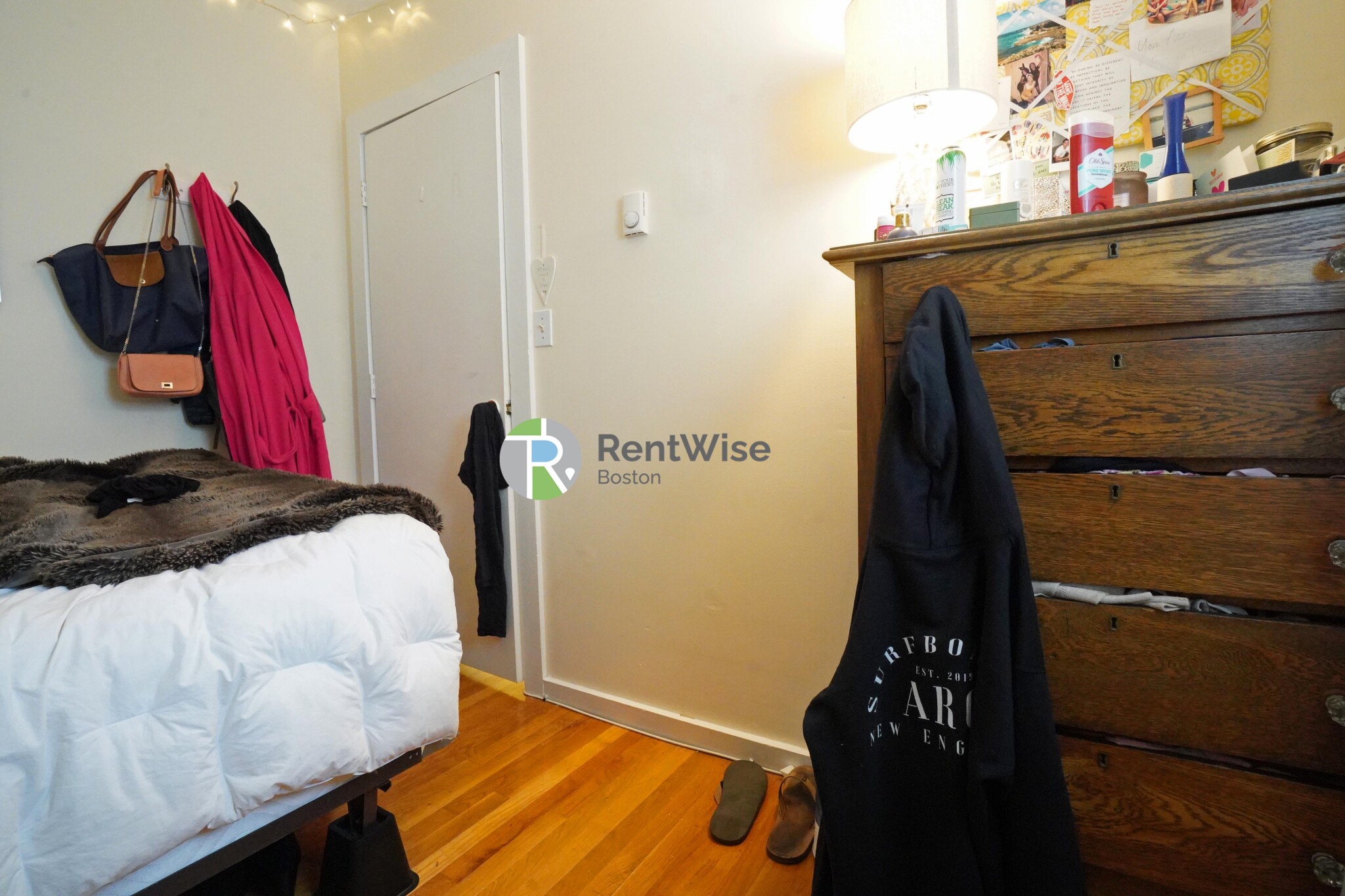 3 Schrepel Pl, South Boston