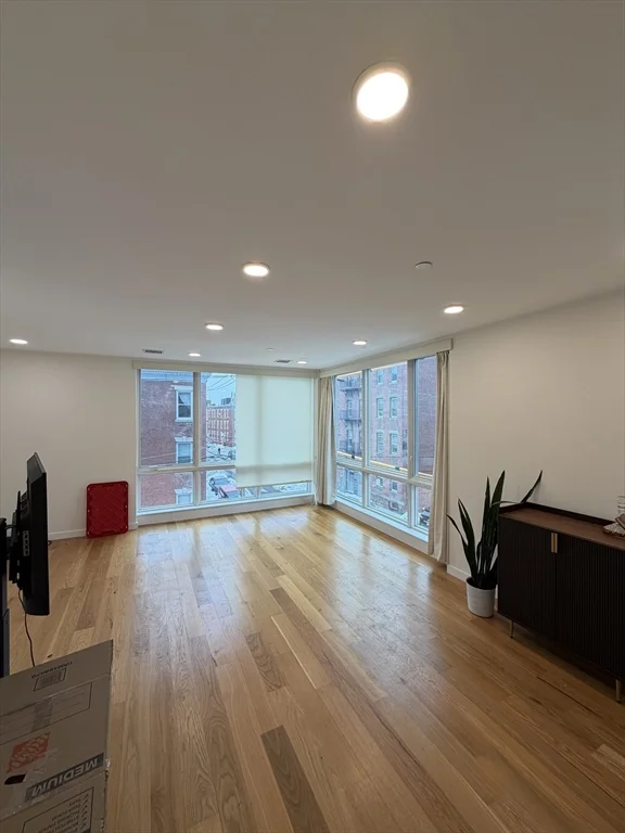 175 Gove St, East Boston