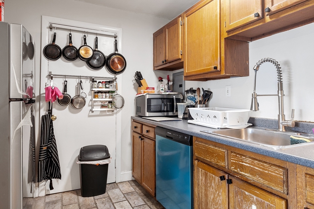 239 Kelton St, Brighton