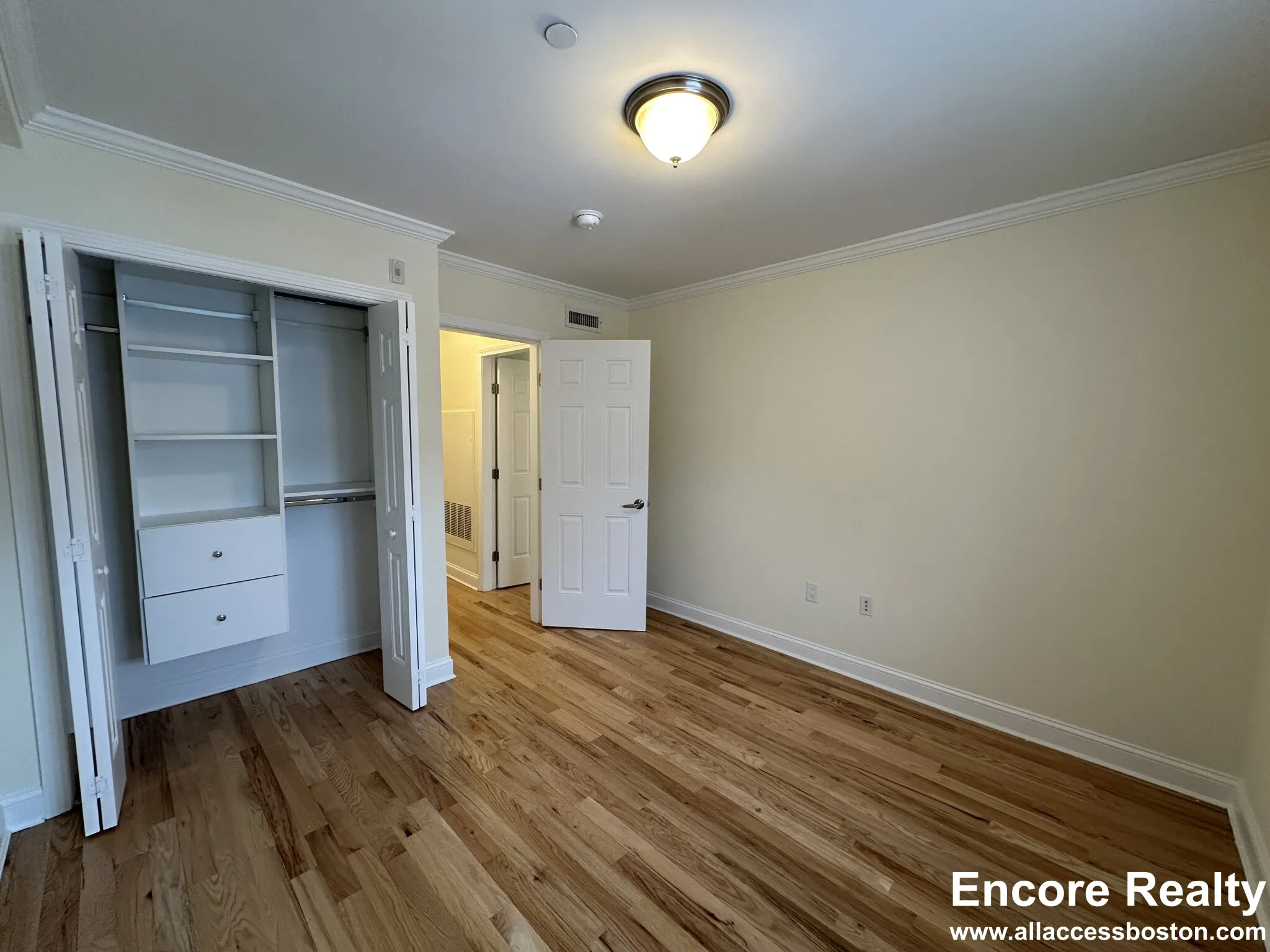 56 Langdon St, Neighborhood Nine