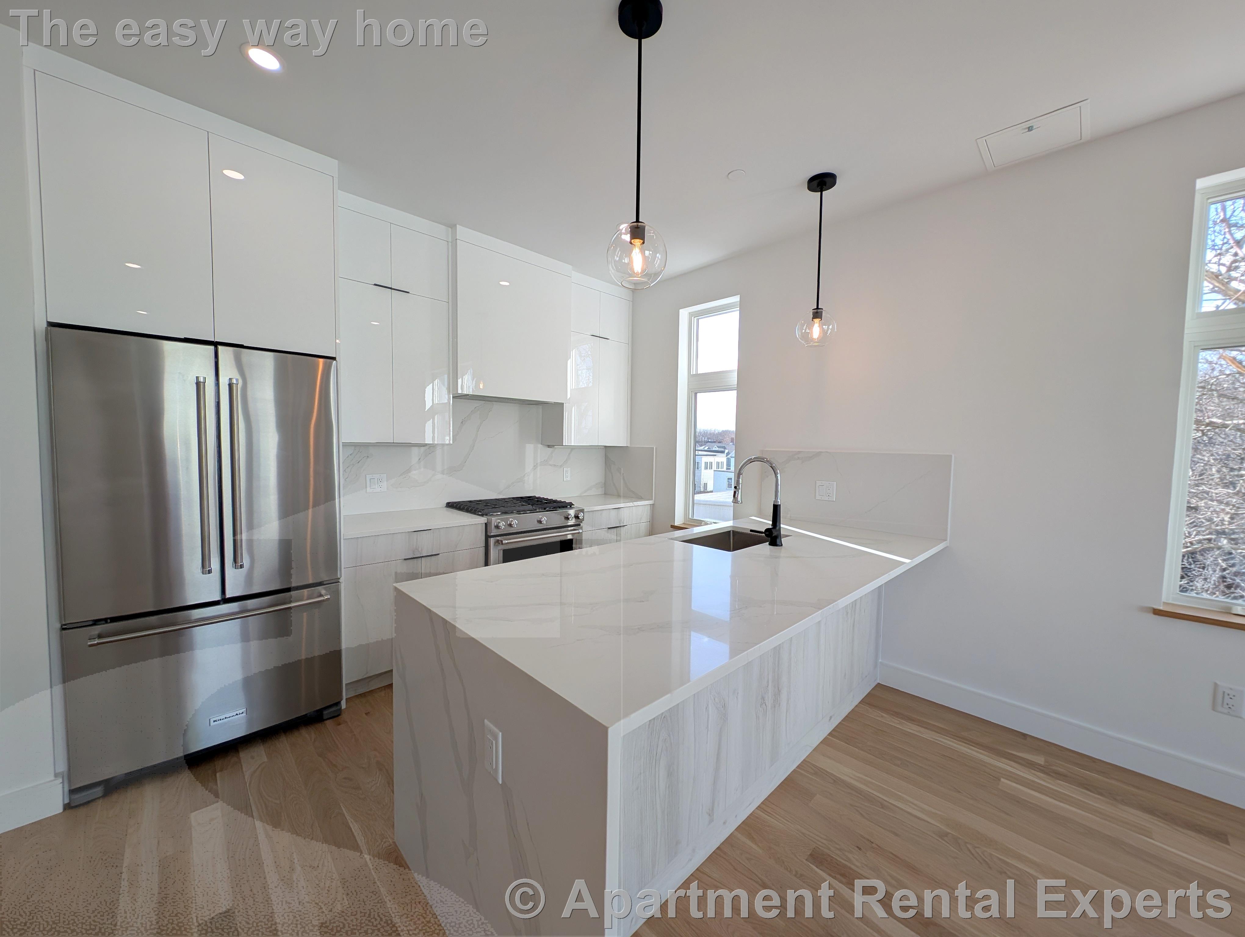 28 South St, Inman Square