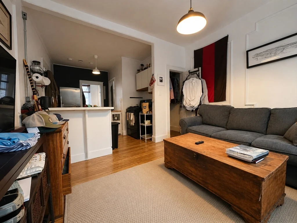 37 Garden St, Beacon Hill