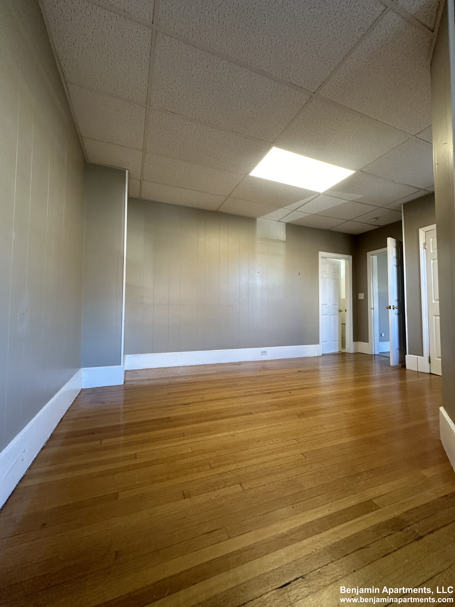 879 Beacon St, Fenway