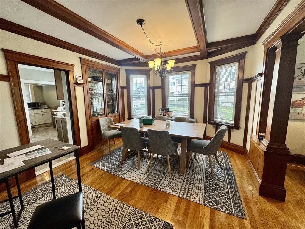 108 Redlands Rd, West Roxbury