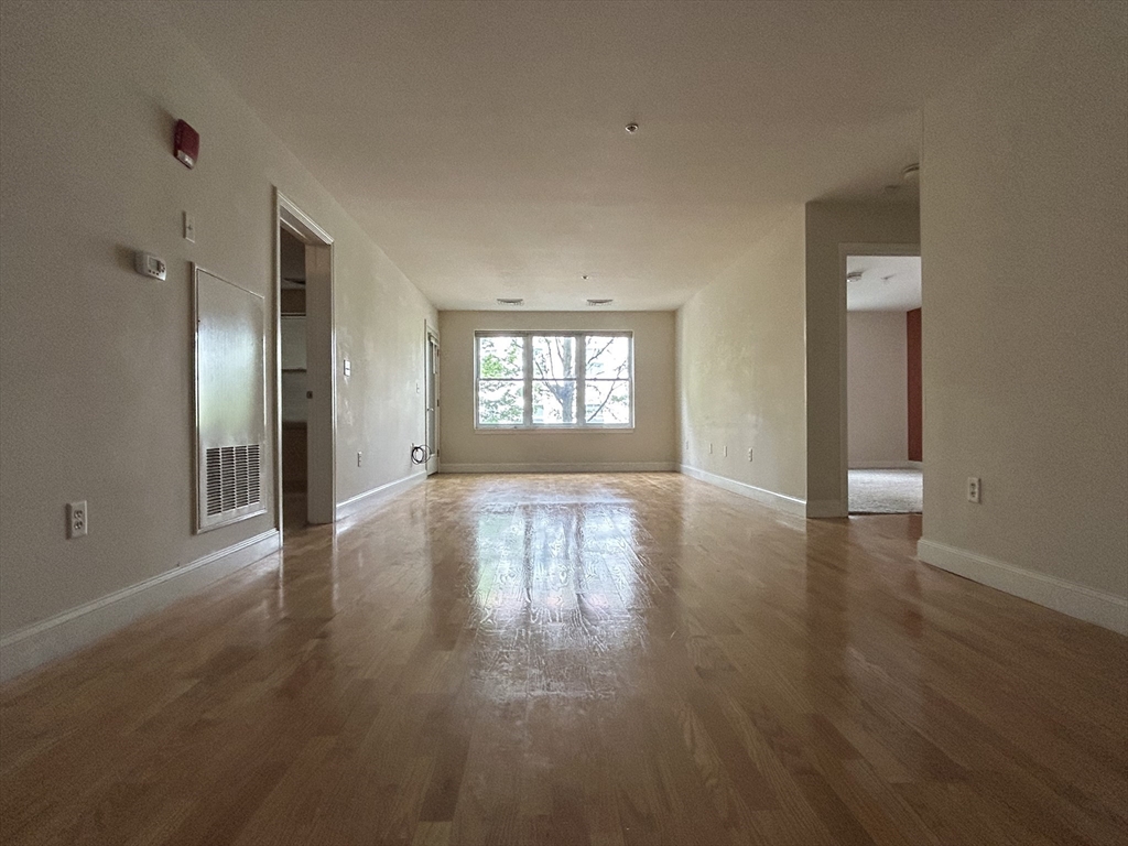 318 Rindge Ave, North Cambridge