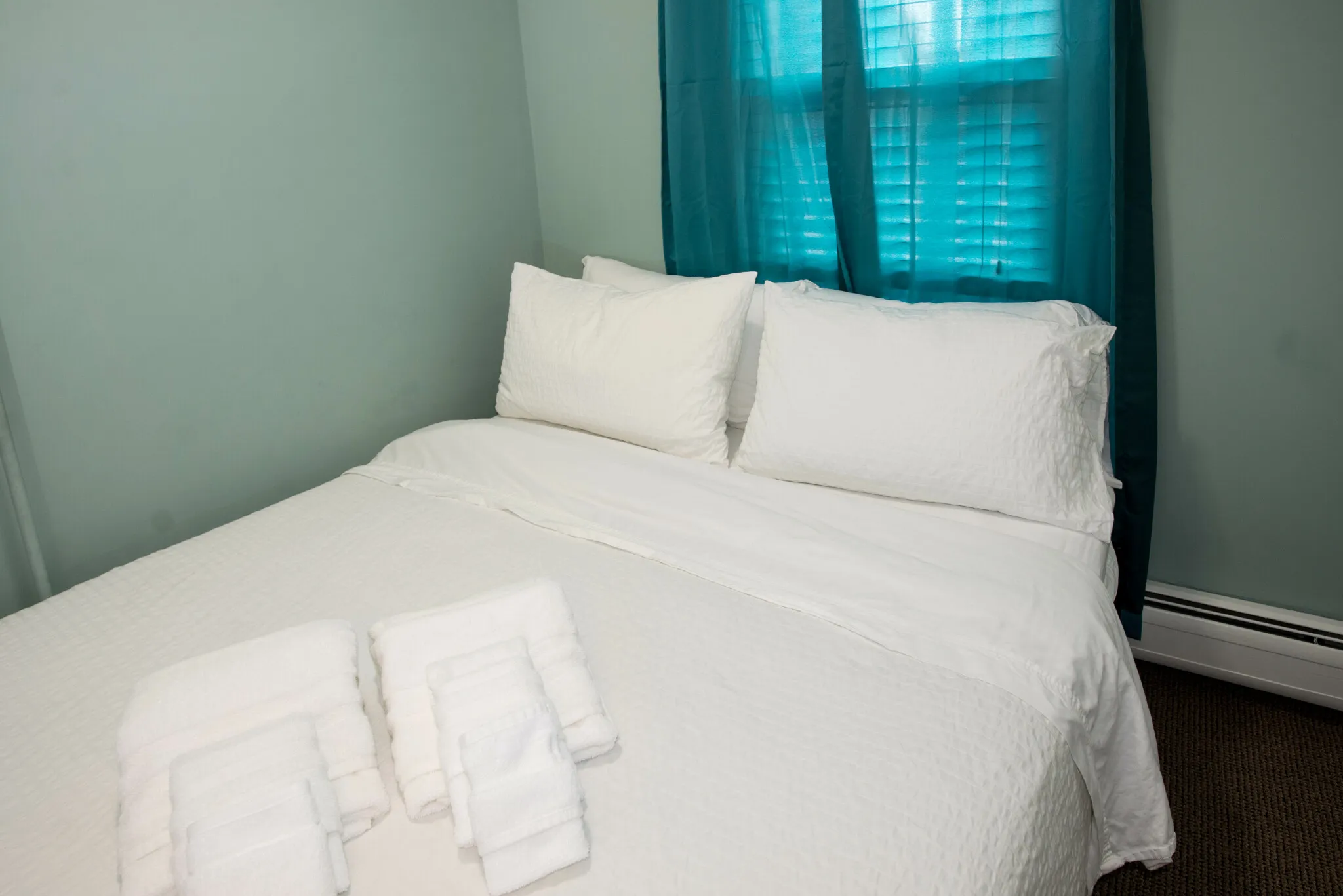 42 Everett St, East Boston