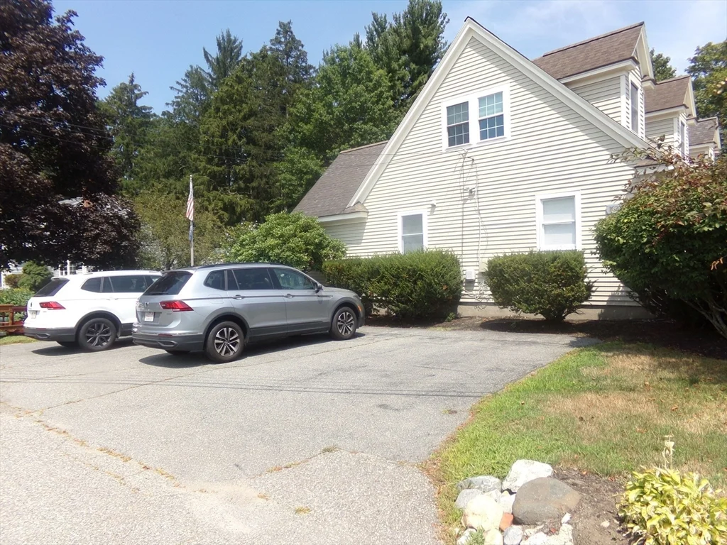 162 Middlesex Ave, Wilmington