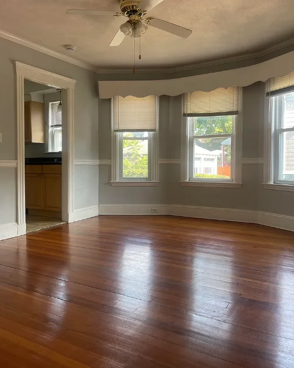 43 Orchard St, Medford