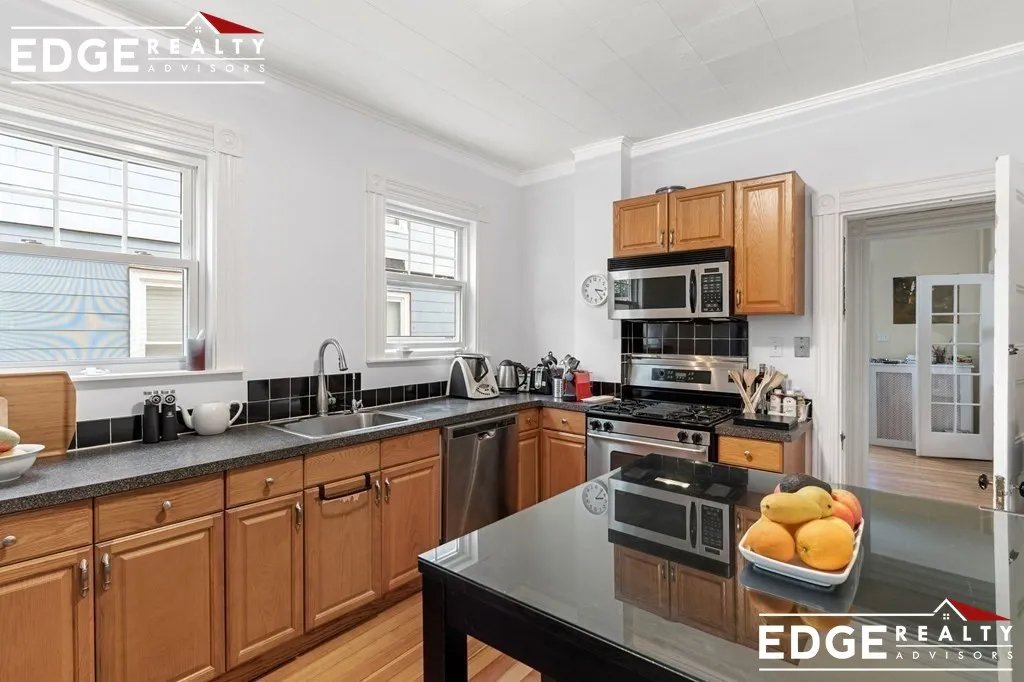 10 Hopedale St, Allston