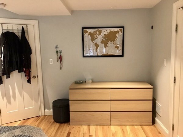 252 Gold St, South Boston