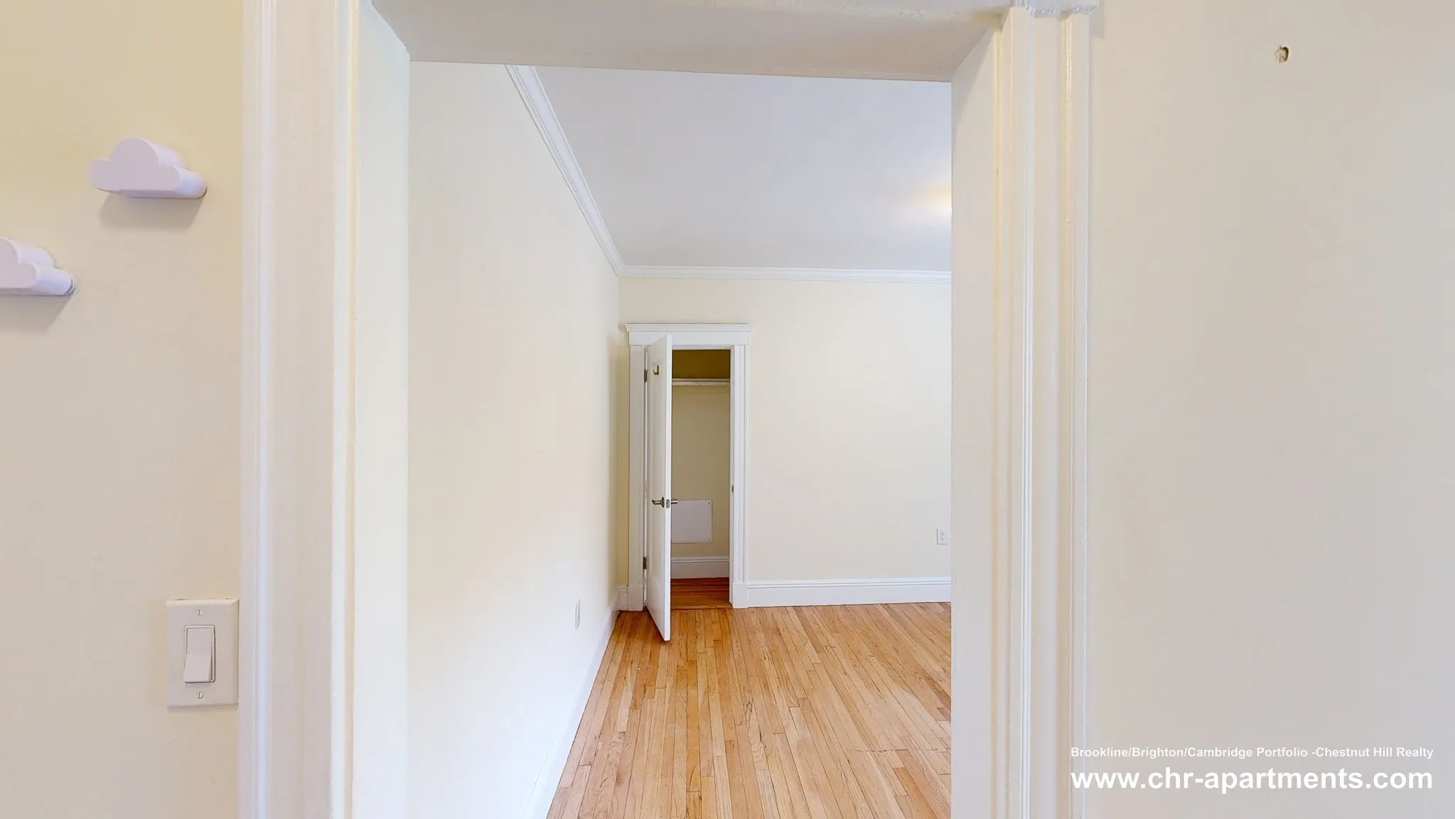 24 Chauncy St, Neighborhood Nine