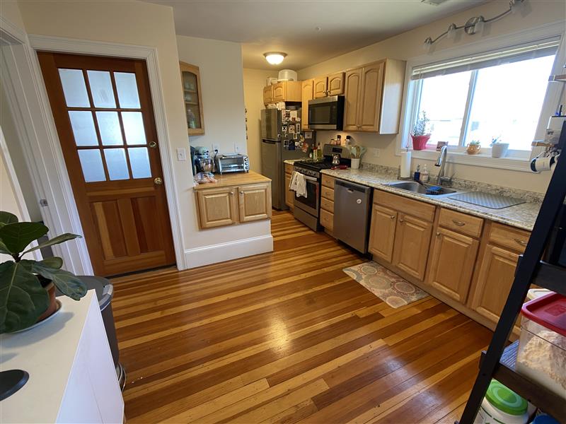 107 Yale St, South Medford