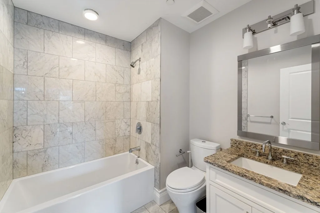 616 East 4th St, South Boston