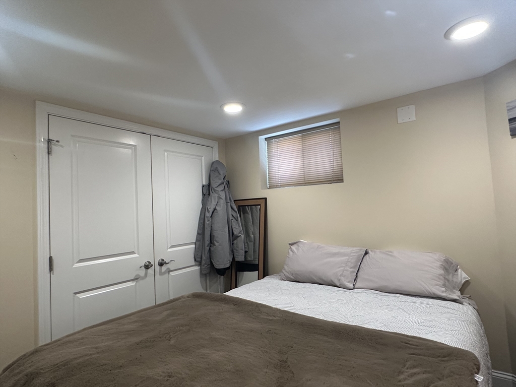 391 Washington, Somerville