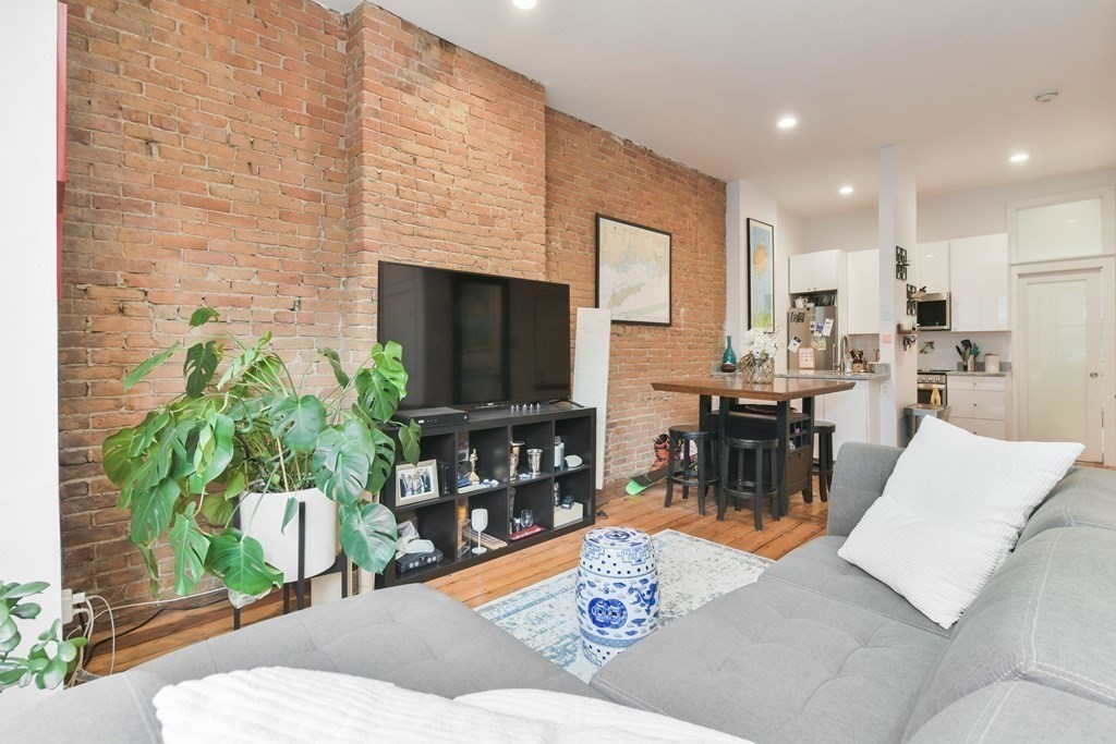 70 Appleton, South End