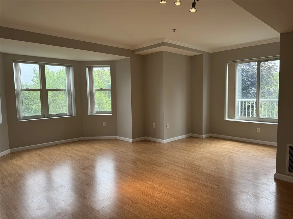 1 City View Ln, West Quincy