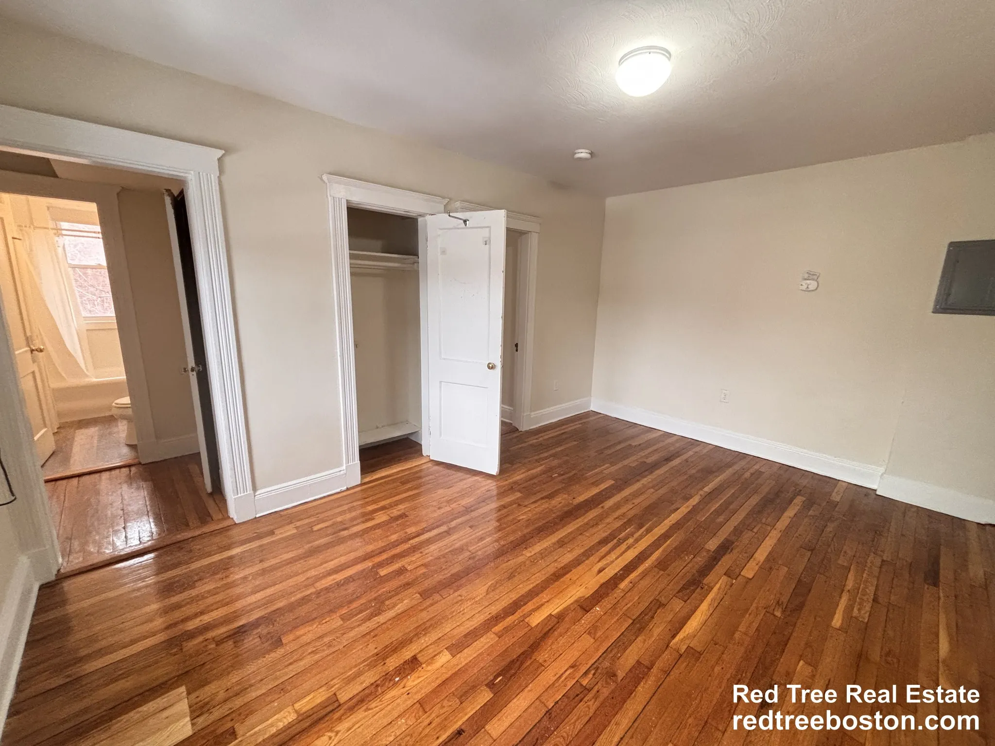 1626 Commonwealth Ave, Brighton