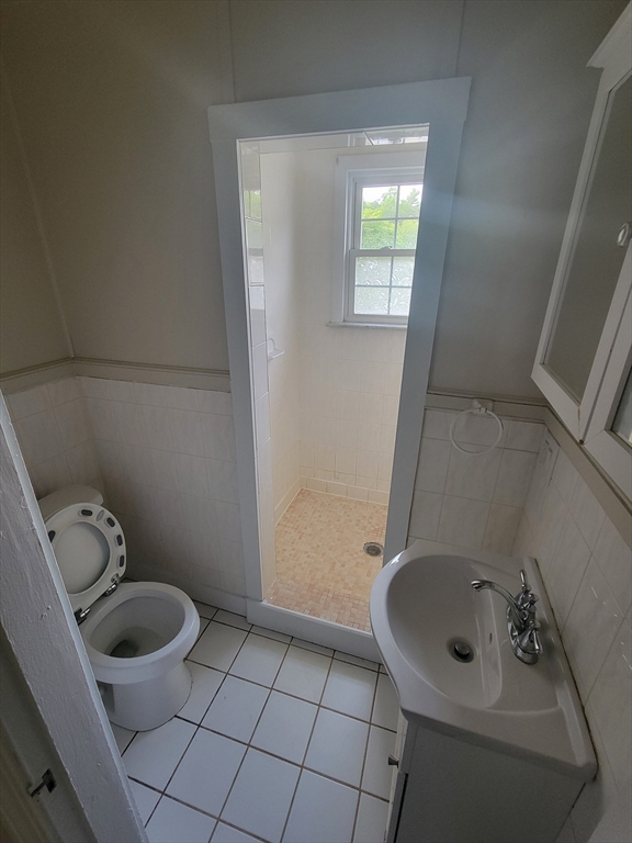 141 Howard St, Easton