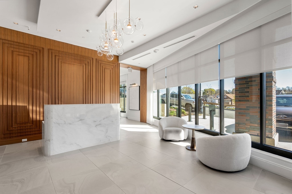 191 Washington St, Brighton