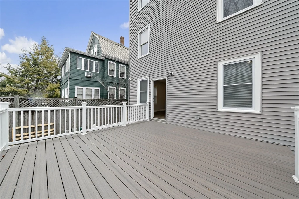 22 Madison, North Cambridge