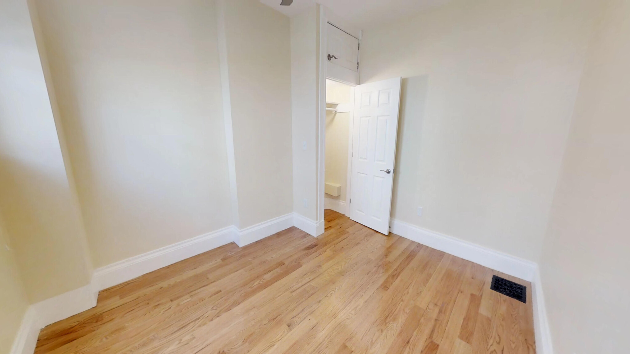 89 Morrison Ave, Powder House Square