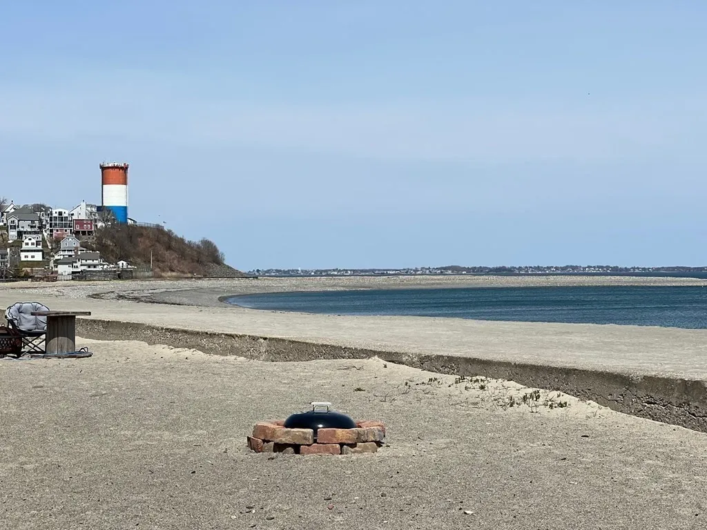 139 Bayview Ave, Winthrop