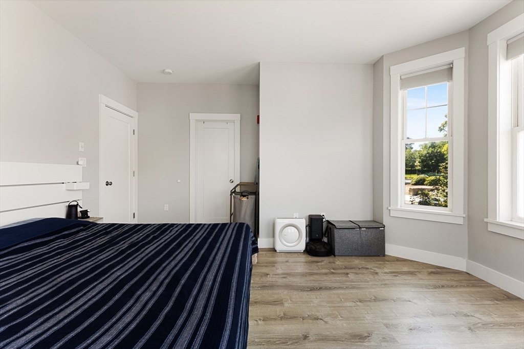 176 Humboldt Ave, Roxbury