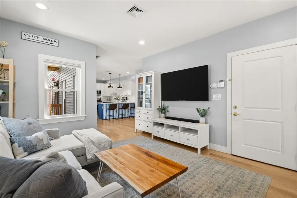 49 Eutaw St, Eagle Hill