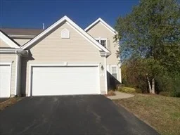 46 Tulip Cir, Grafton