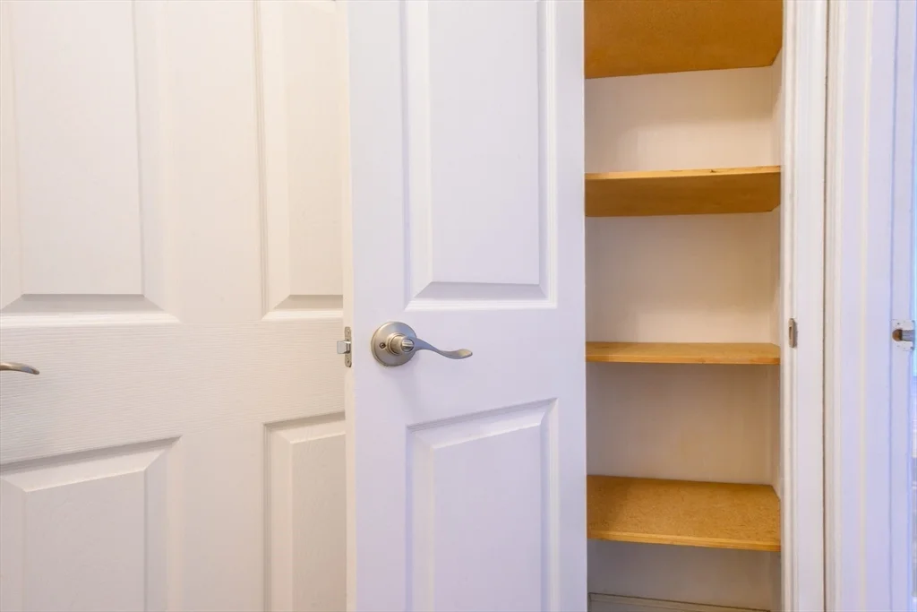 1440 Columbia Rd, South Boston