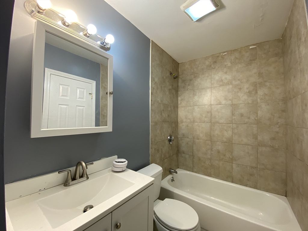 74 Thornton St, Revere